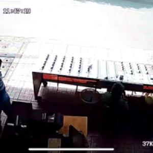 Người phụ nữ lang thang khắp TPHCM tìm kẻ trộm hơn 800 tờ vé số