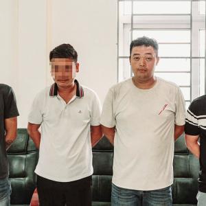 Lái taxi đòi 2 người 4,2 triệu/cuốc xe: 'Tôi thấy họ dễ quá nên làm vậy'