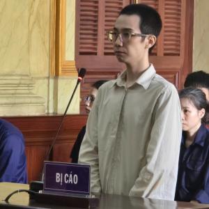Nhân viên ngân hàng chiếm đoạt tiền tỷ để thanh toán đơn hàng trên Lazada