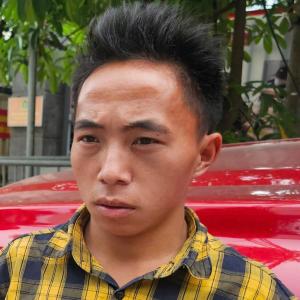 Vụ "chặt chém" 4,9 triệu đồng tiền xe: Có dấu hiệu hình sự?