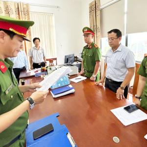 Bắt nguyên trưởng phòng bồi thường Trung tâm Phát triển quỹ đất TP Tam Kỳ