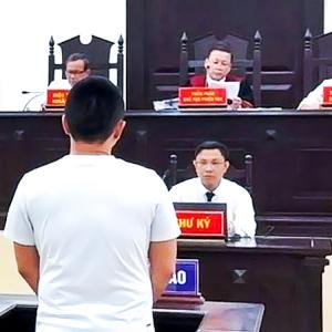 Cho người Trung Quốc đang bị Interpol truy nã ở chui, 3 bị cáo lãnh án