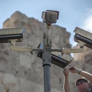 Israel cáo buộc Iran hack camera để thu thập thông tin tình báo