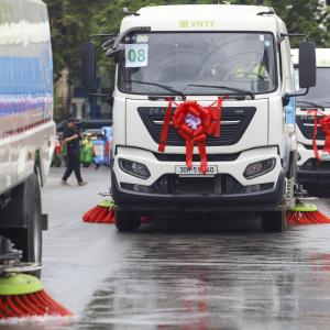 Hà Nội sử dụng loạt xe vệ sinh môi trường mới