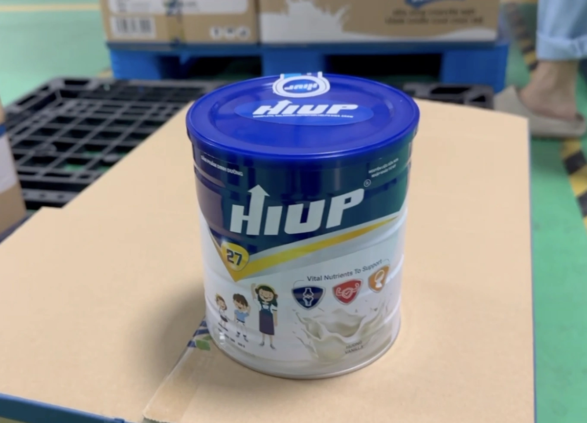 Chủ tịch Công ty Z Holding bị bắt vì sản xuất sữa HIUP 27 giả
