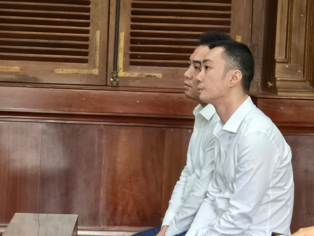 Chủ nhà hàng vướng lao lý vì 'chạy bảo kê'