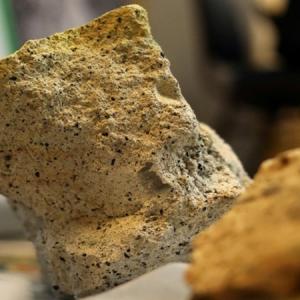 Vì sao cần làm giàu uranium để sản xuất bom hạt nhân?