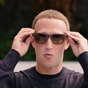 Chiến dịch tỷ USD lôi kéo nhân tài AI của Zuckerberg