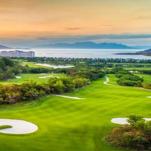 Công ty con của Vinhomes làm sân golf 100ha tại Quảng Ninh