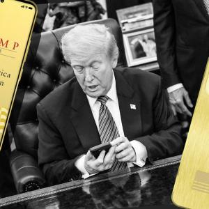 Tập đoàn Trump ra mắt điện thoại sản xuất tại Mỹ cùng mạng di động riêng