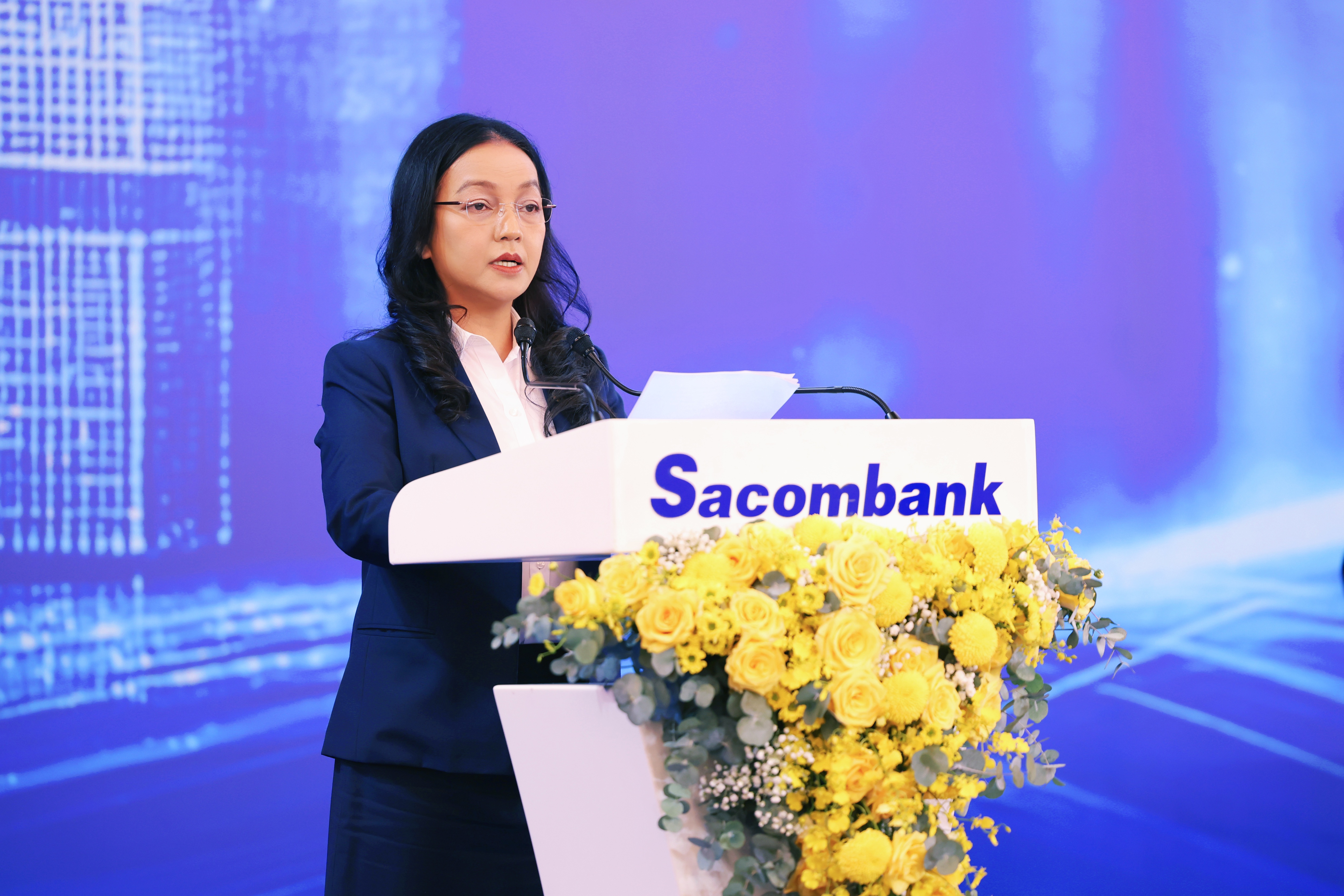 Bà Nguyễn Đức Thạch Diễm rời khỏi HĐQT Sacombank