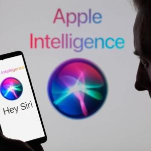 Lý do khiến Siri phiên bản mới liên tục trễ hẹn