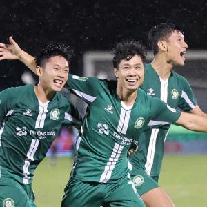 Kịch bản để đội của Công Phượng giành nửa vé lên V-League