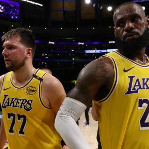 Los Angeles Lakers bị bán với giá 10 tỷ USD