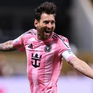 Messi lập siêu phẩm sút phạt, Inter Miami ngược dòng thắng đại diện châu Âu