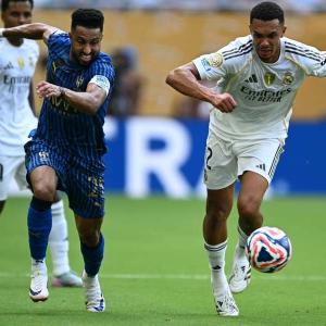 Real Madrid hòa đội bóng Saudi Arabia trong ngày HLV Alonso ra mắt
