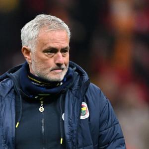 Bóng đá Thổ Nhĩ Kỳ rúng động bởi scandal liên quan tới Jose Mourinho