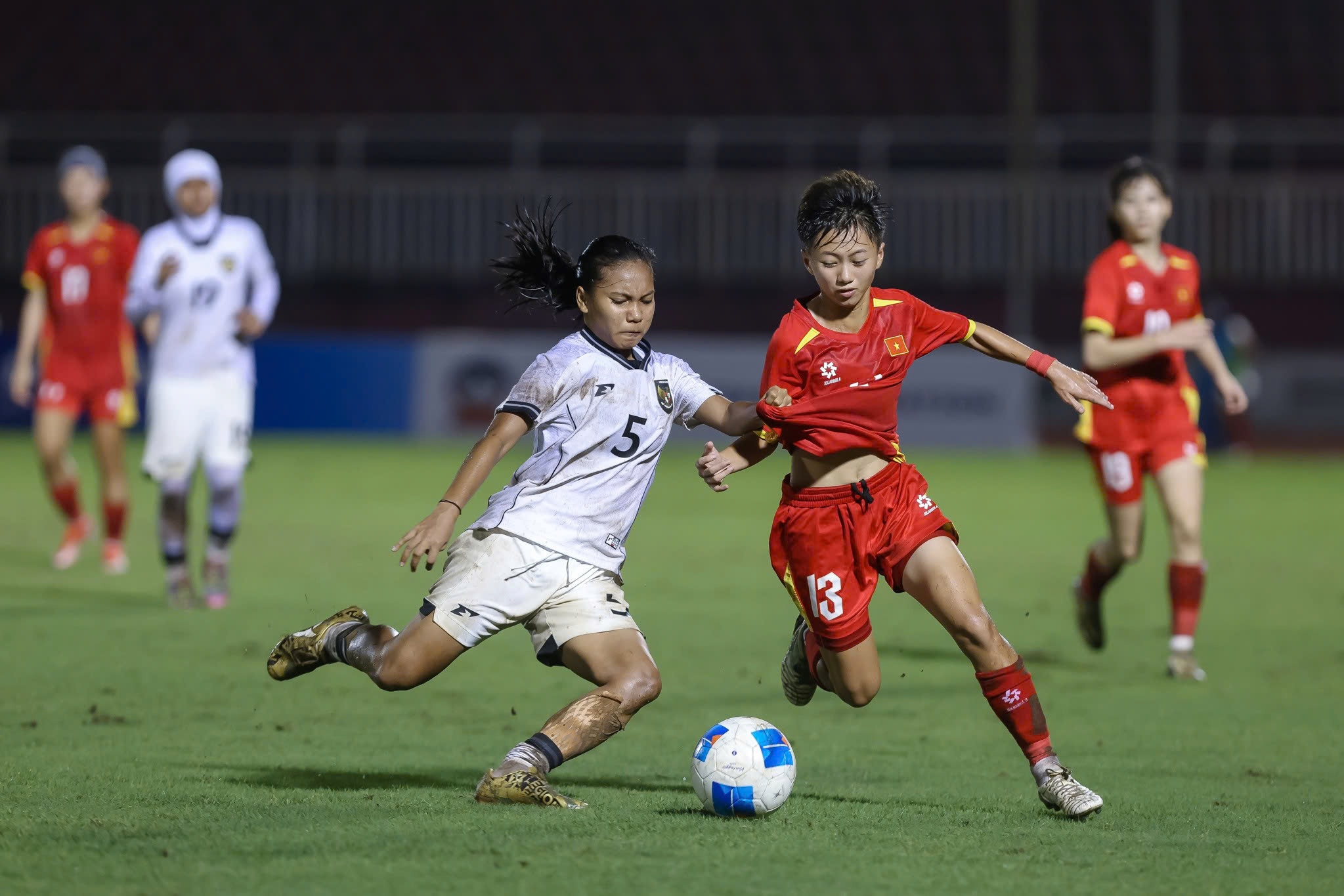 Thắng Indonesia, U19 nữ Việt Nam gặp Thái Lan ở trận chung kết