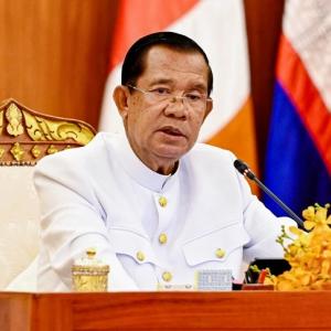 Campuchia ra hạn chót cho Thái Lan mở lại biên giới, dọa cấm nhập khẩu nông sản