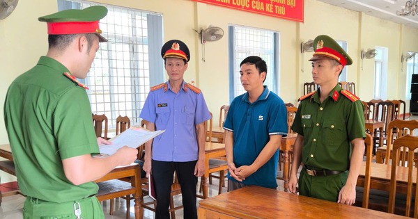 Khởi tố giám đốc hợp tác xã tham ô tài sản