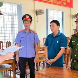Khởi tố giám đốc hợp tác xã tham ô tài sản