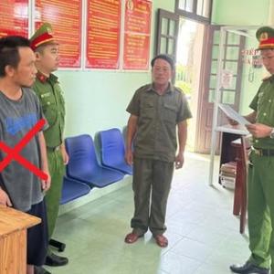 Bắt đối tượng thường xuyên say xỉn, “đại náo” xóm làng