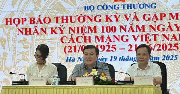 Ngăn chặn chiêu "ve sầu thoát xác" trên sàn thương mại điện tử