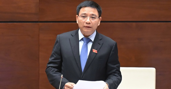 Chất vấn Bộ trưởng về thuế khoán, đại biểu nói "không ngại nộp thuế, chỉ ngại cách tính"