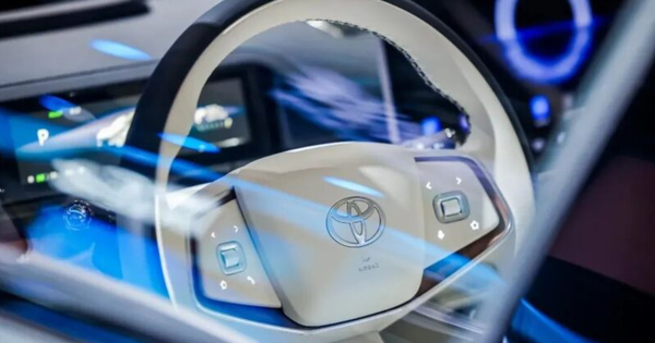Để vượt lên trong cuộc đua xe điện, “ông lớn” Toyota bắt tay với Huawei, Xiaomi