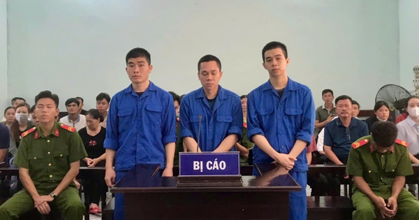 “Chơi” ma tuý trong quán bar, 3 "nam thanh" nhận kết đắng