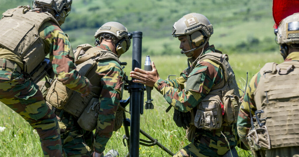 Tự ví mình là “học sinh kém trong lớp”, nước NATO này không "mặn mà" với mục tiêu chi 5% GDP cho quốc phòng