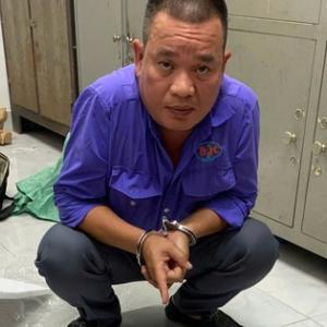 Bắt 2 đối tượng tàng trữ, mua bán vũ khí quân dụng