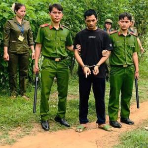 Con rể nổ súng nhiều phát vào nhà cha vợ, cướp xe máy bỏ trốn