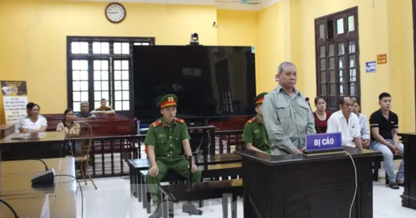 "Xuống tay" dã man với vợ chỉ vì khó chịu với tiếng đài niệm Phật, người đàn ông trả giá đắt