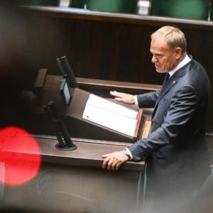 Thủ tướng Ba Lan Donald Tusk đối mặt cuộc bỏ phiếu tín nhiệm
