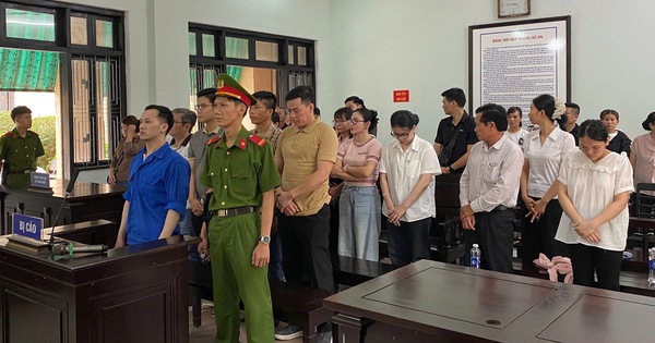 Tổ chức cho người khác xuất cảnh trái phép, 13 bị cáo lĩnh án