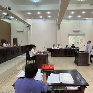 Đề nghị án treo cho cựu phó Giám đốc trung tâm y tế trong vụ mua bán kít test Covid-19