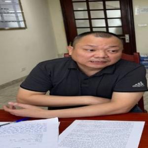 Bắt chủ cửa hàng buôn lậu các nhãn hàng thời trang nổi tiếng thế giới
