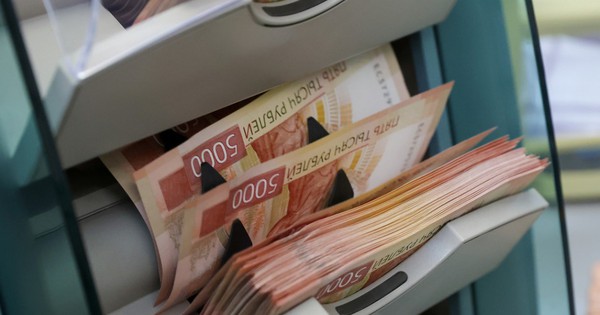 Đồng tiền gây sốc toàn cầu: Nga đang giữ “ngai vàng” hiệu suất