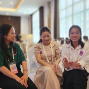 Một ngày người trẻ xin "được phép mệt, được khóc" nhưng để... bình thản