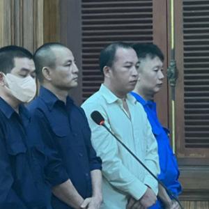 Tuyên án cựu cán bộ hải quan tiếp tay cho các chủ hàng buôn lậu