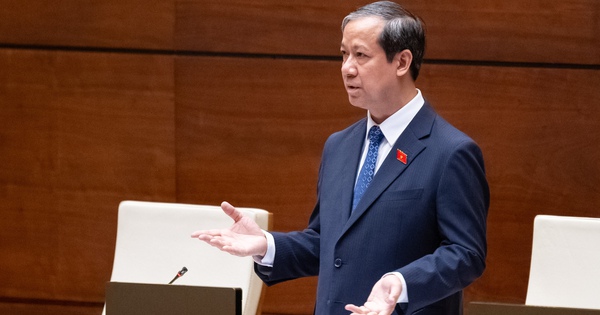 Bộ trưởng Nguyễn Kim Sơn: Ngày không còn bạo lực học đường là ngày người lớn không còn đánh nhau
