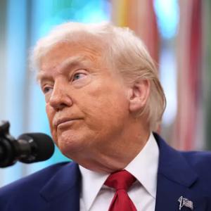 Thuế quan “Ngày giải phóng” của ông Trump bị chặn, Nhà Trắng lên tiếng
