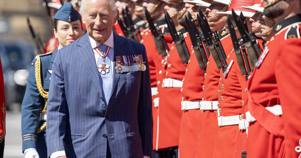 Sự tinh tế của Vua Charles khi phản đối đề xuất của ông Trump đối với Canada