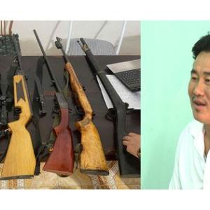 Thanh Hóa: Bắt đối tượng tàng trữ 6 khẩu súng và 1.091 viên đạn chì