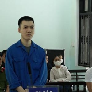 Chiếm đoạt của 3 người gần 1,1 tỷ đồng, nam nhân viên trả giá đắt