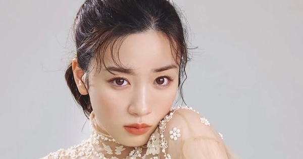 "Ngọc nữ" đình đám bất ổn tâm lý sau bê bối tình ái "bắt cá 2 tay"
