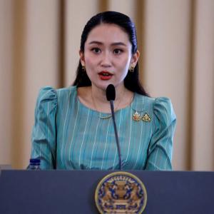 Thủ tướng Thái Lan sẽ không từ chức sau vụ lộ điện đàm với ông Hun Sen