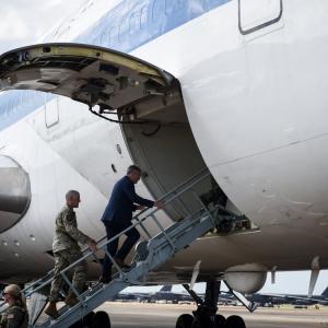 Mỹ bác tin điều động máy bay 'Ngày tận thế' vì xung đột Israel - Iran