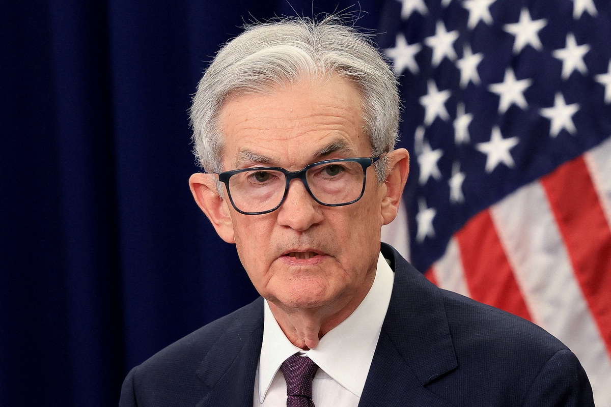 Ông Trump lại dọa sa thải chủ tịch Fed